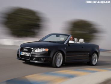 Audi RS4 left front