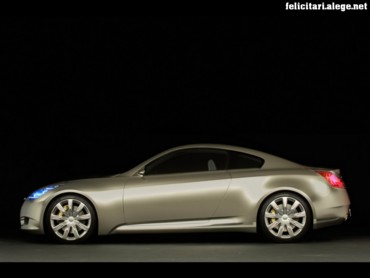 Infiniti Coupe left side