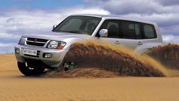 Mitsubishi Nisip