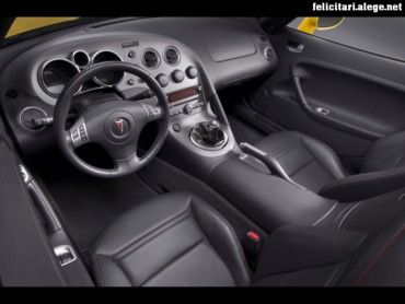 Pontiac Solstic inside