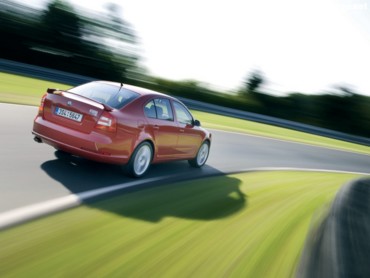 Skoda Octavia RS red